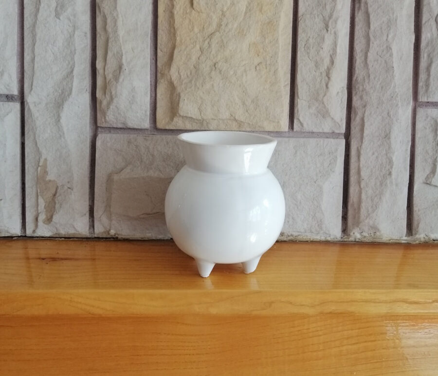 ceramiczny wazon biały
